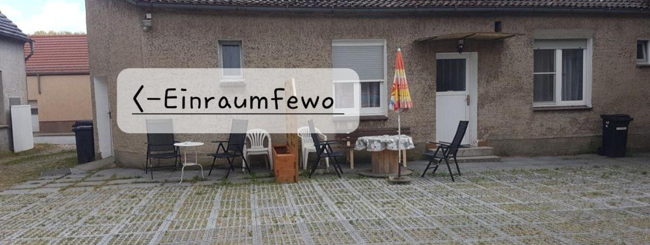 Einraum-Ferienwohnung 46M2 Eisenhuettenstadt-Diehlo Exterior foto